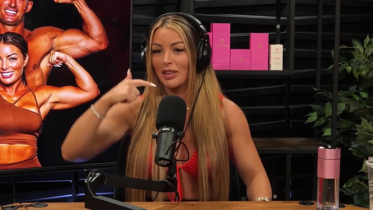 y2mate_is_-_Ep_21_-_Power_Alphas_Podcast__Behind_the_Scenes_of_the_WWE___Mandy_Saccomano___Sabby_Piscitelli-56w6yl4r2MY-720p-1711402344_mp41572.jpg