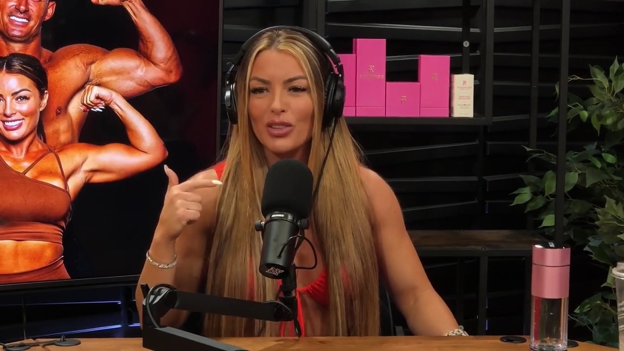 y2mate_is_-_Ep_21_-_Power_Alphas_Podcast__Behind_the_Scenes_of_the_WWE___Mandy_Saccomano___Sabby_Piscitelli-56w6yl4r2MY-720p-1711402344_mp41574.jpg