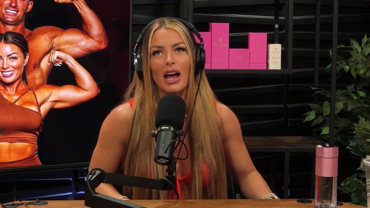 y2mate_is_-_Ep_21_-_Power_Alphas_Podcast__Behind_the_Scenes_of_the_WWE___Mandy_Saccomano___Sabby_Piscitelli-56w6yl4r2MY-720p-1711402344_mp41577.jpg