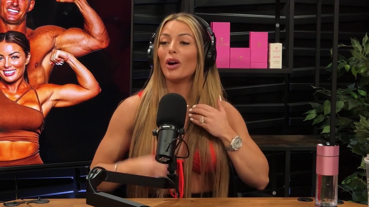 y2mate_is_-_Ep_21_-_Power_Alphas_Podcast__Behind_the_Scenes_of_the_WWE___Mandy_Saccomano___Sabby_Piscitelli-56w6yl4r2MY-720p-1711402344_mp41586.jpg