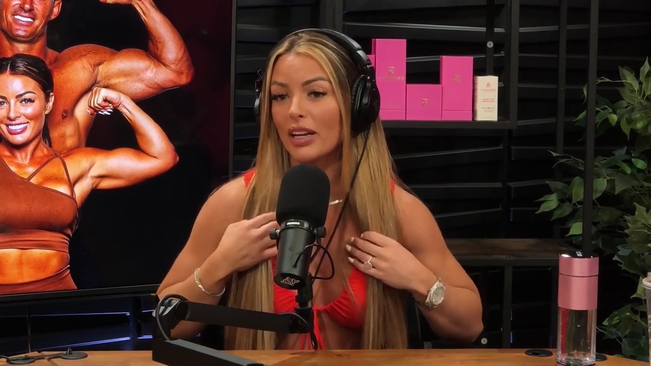 y2mate_is_-_Ep_21_-_Power_Alphas_Podcast__Behind_the_Scenes_of_the_WWE___Mandy_Saccomano___Sabby_Piscitelli-56w6yl4r2MY-720p-1711402344_mp41589.jpg
