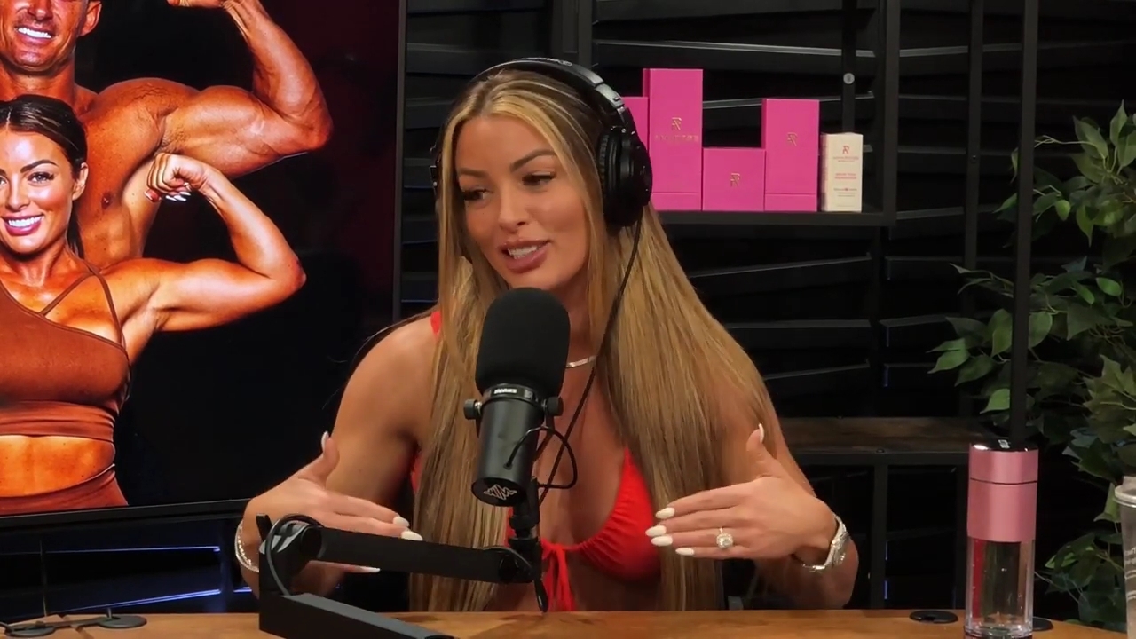 y2mate_is_-_Ep_21_-_Power_Alphas_Podcast__Behind_the_Scenes_of_the_WWE___Mandy_Saccomano___Sabby_Piscitelli-56w6yl4r2MY-720p-1711402344_mp41660.jpg