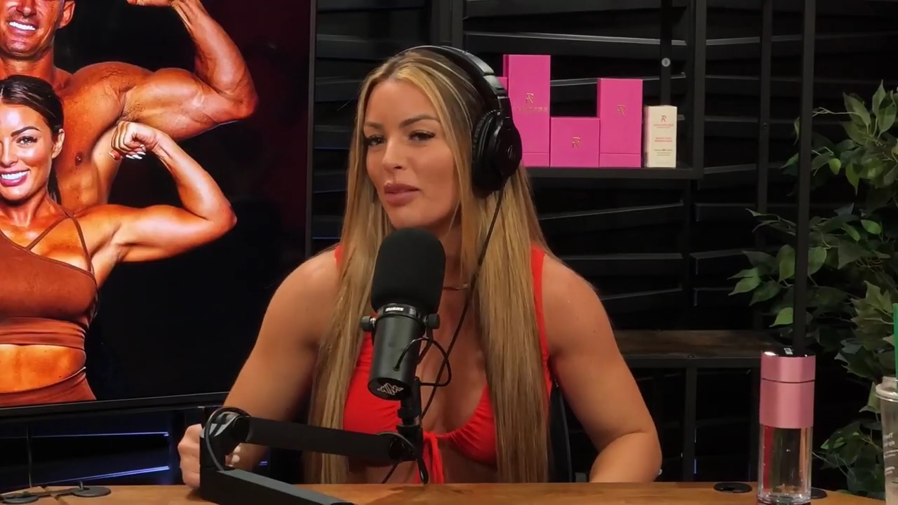 y2mate_is_-_Ep_21_-_Power_Alphas_Podcast__Behind_the_Scenes_of_the_WWE___Mandy_Saccomano___Sabby_Piscitelli-56w6yl4r2MY-720p-1711402344_mp41689.jpg