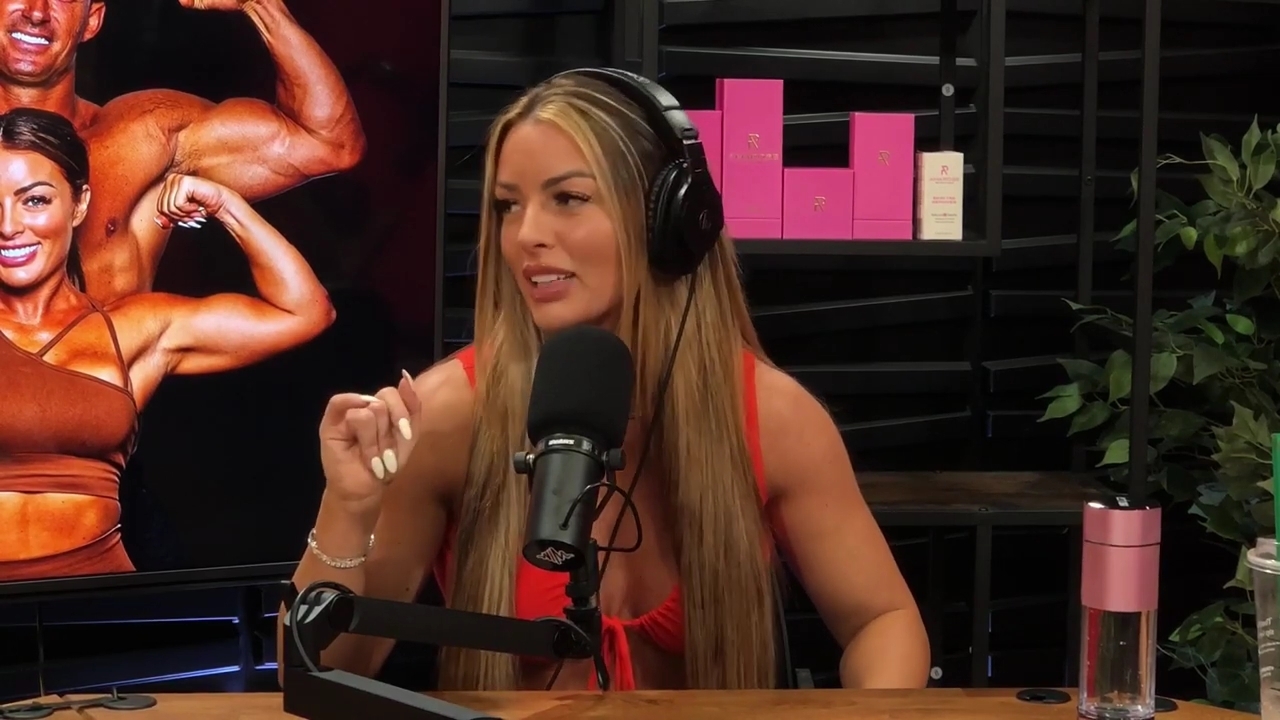 y2mate_is_-_Ep_21_-_Power_Alphas_Podcast__Behind_the_Scenes_of_the_WWE___Mandy_Saccomano___Sabby_Piscitelli-56w6yl4r2MY-720p-1711402344_mp41694.jpg