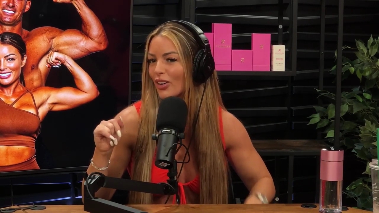 y2mate_is_-_Ep_21_-_Power_Alphas_Podcast__Behind_the_Scenes_of_the_WWE___Mandy_Saccomano___Sabby_Piscitelli-56w6yl4r2MY-720p-1711402344_mp41695.jpg
