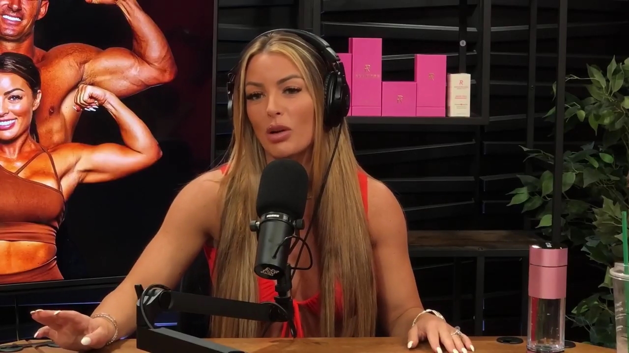 y2mate_is_-_Ep_21_-_Power_Alphas_Podcast__Behind_the_Scenes_of_the_WWE___Mandy_Saccomano___Sabby_Piscitelli-56w6yl4r2MY-720p-1711402344_mp41717.jpg