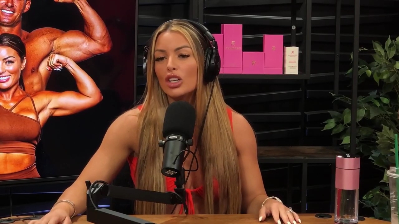 y2mate_is_-_Ep_21_-_Power_Alphas_Podcast__Behind_the_Scenes_of_the_WWE___Mandy_Saccomano___Sabby_Piscitelli-56w6yl4r2MY-720p-1711402344_mp41718.jpg
