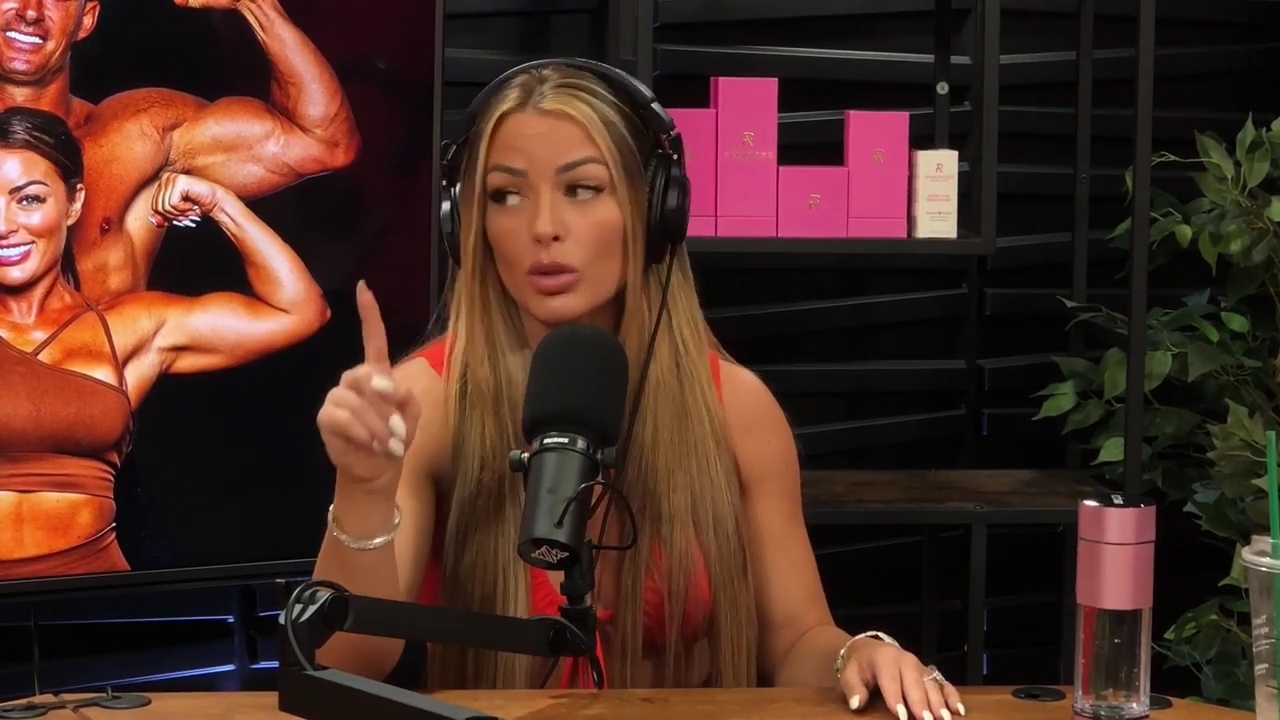 y2mate_is_-_Ep_21_-_Power_Alphas_Podcast__Behind_the_Scenes_of_the_WWE___Mandy_Saccomano___Sabby_Piscitelli-56w6yl4r2MY-720p-1711402344_mp41723.jpg