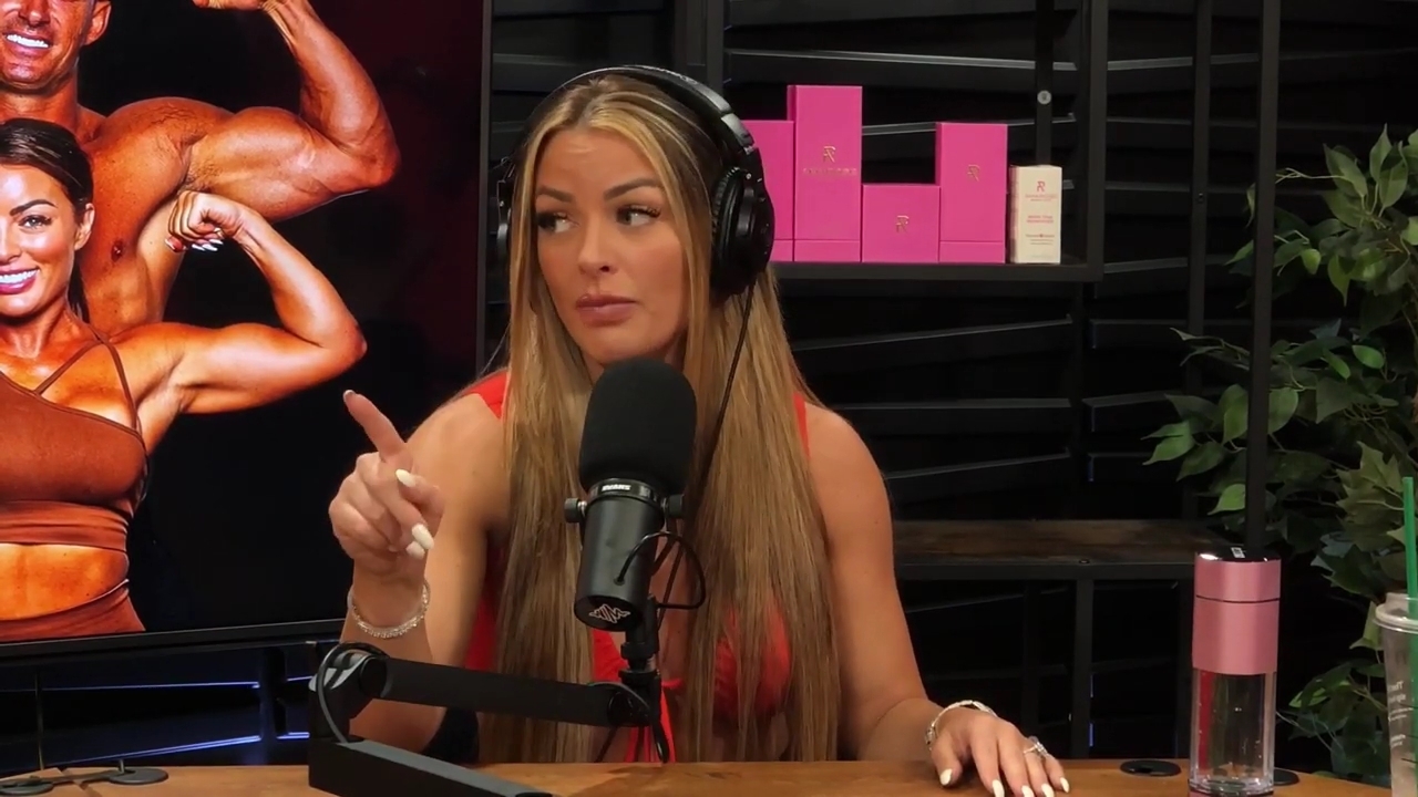 y2mate_is_-_Ep_21_-_Power_Alphas_Podcast__Behind_the_Scenes_of_the_WWE___Mandy_Saccomano___Sabby_Piscitelli-56w6yl4r2MY-720p-1711402344_mp41724.jpg
