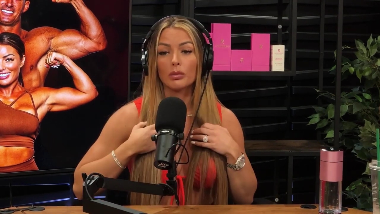 y2mate_is_-_Ep_21_-_Power_Alphas_Podcast__Behind_the_Scenes_of_the_WWE___Mandy_Saccomano___Sabby_Piscitelli-56w6yl4r2MY-720p-1711402344_mp41727.jpg