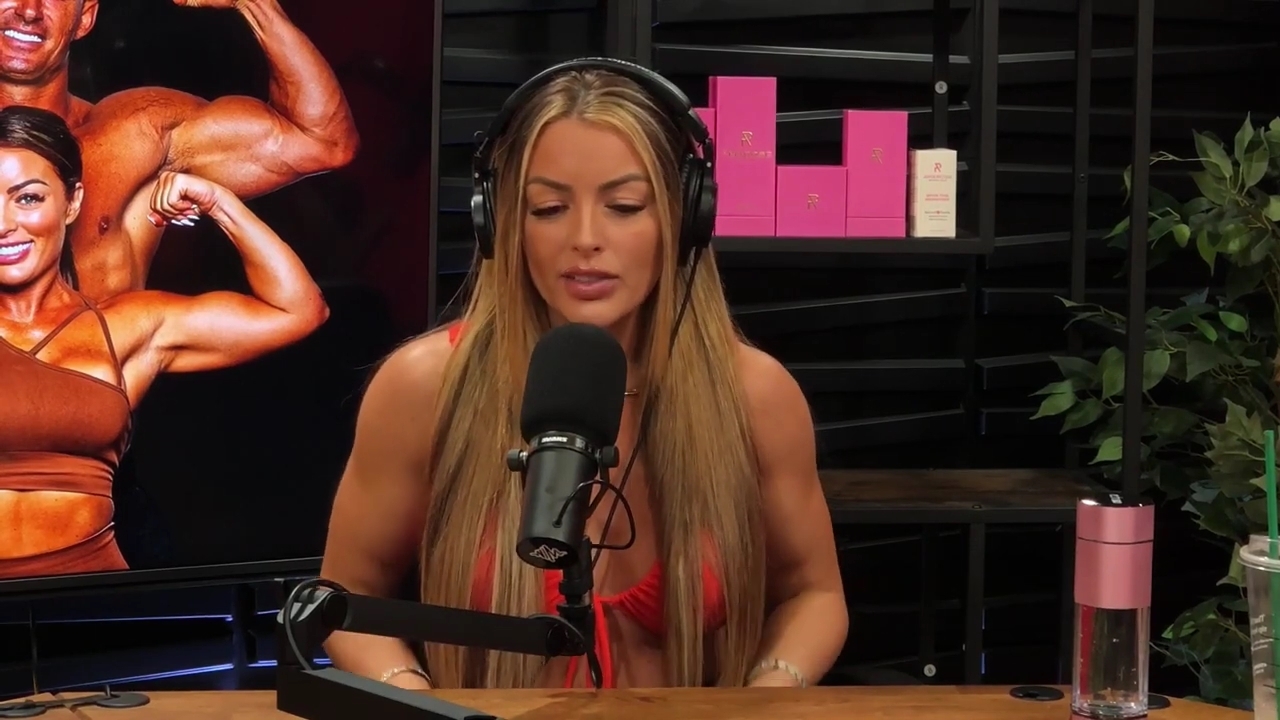 y2mate_is_-_Ep_21_-_Power_Alphas_Podcast__Behind_the_Scenes_of_the_WWE___Mandy_Saccomano___Sabby_Piscitelli-56w6yl4r2MY-720p-1711402344_mp41747.jpg