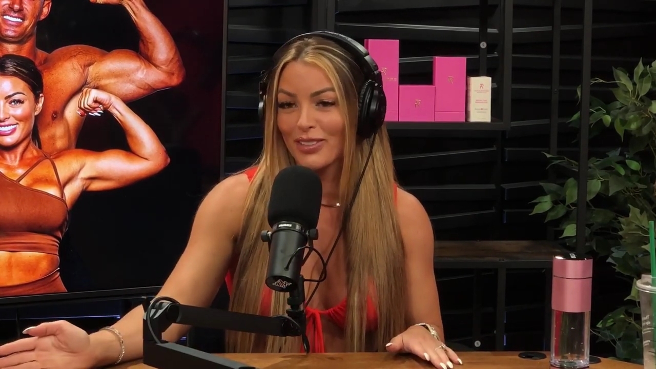 y2mate_is_-_Ep_21_-_Power_Alphas_Podcast__Behind_the_Scenes_of_the_WWE___Mandy_Saccomano___Sabby_Piscitelli-56w6yl4r2MY-720p-1711402344_mp41756.jpg