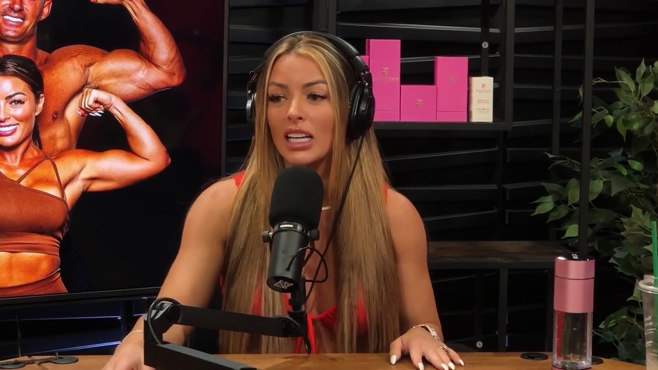 y2mate_is_-_Ep_21_-_Power_Alphas_Podcast__Behind_the_Scenes_of_the_WWE___Mandy_Saccomano___Sabby_Piscitelli-56w6yl4r2MY-720p-1711402344_mp41759.jpg