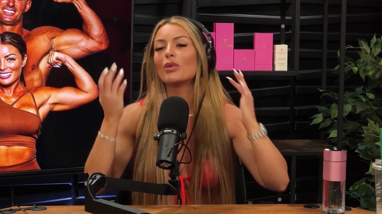 y2mate_is_-_Ep_21_-_Power_Alphas_Podcast__Behind_the_Scenes_of_the_WWE___Mandy_Saccomano___Sabby_Piscitelli-56w6yl4r2MY-720p-1711402344_mp41769.jpg