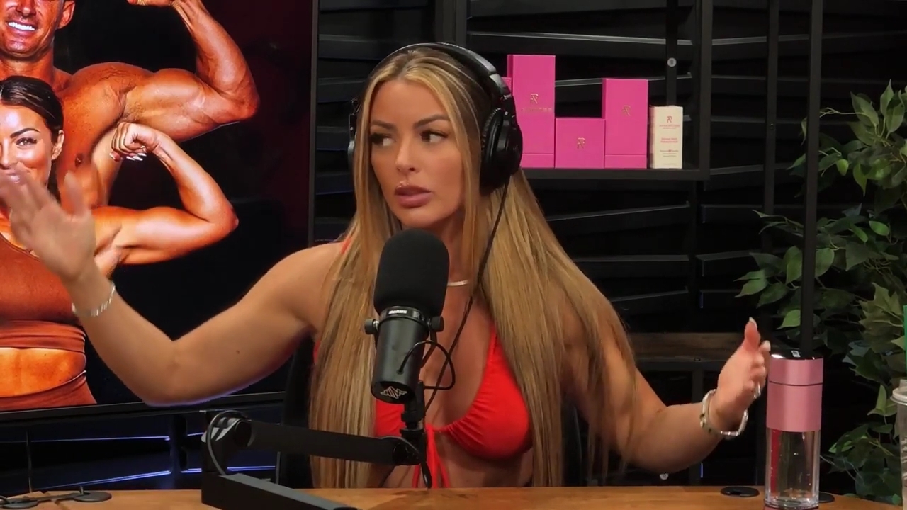 y2mate_is_-_Ep_21_-_Power_Alphas_Podcast__Behind_the_Scenes_of_the_WWE___Mandy_Saccomano___Sabby_Piscitelli-56w6yl4r2MY-720p-1711402344_mp41900.jpg