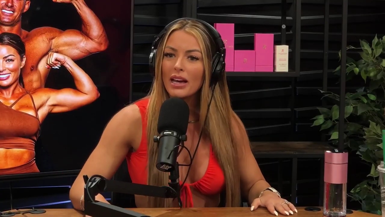y2mate_is_-_Ep_21_-_Power_Alphas_Podcast__Behind_the_Scenes_of_the_WWE___Mandy_Saccomano___Sabby_Piscitelli-56w6yl4r2MY-720p-1711402344_mp41980.jpg