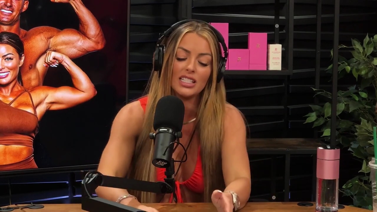 y2mate_is_-_Ep_21_-_Power_Alphas_Podcast__Behind_the_Scenes_of_the_WWE___Mandy_Saccomano___Sabby_Piscitelli-56w6yl4r2MY-720p-1711402344_mp41997.jpg