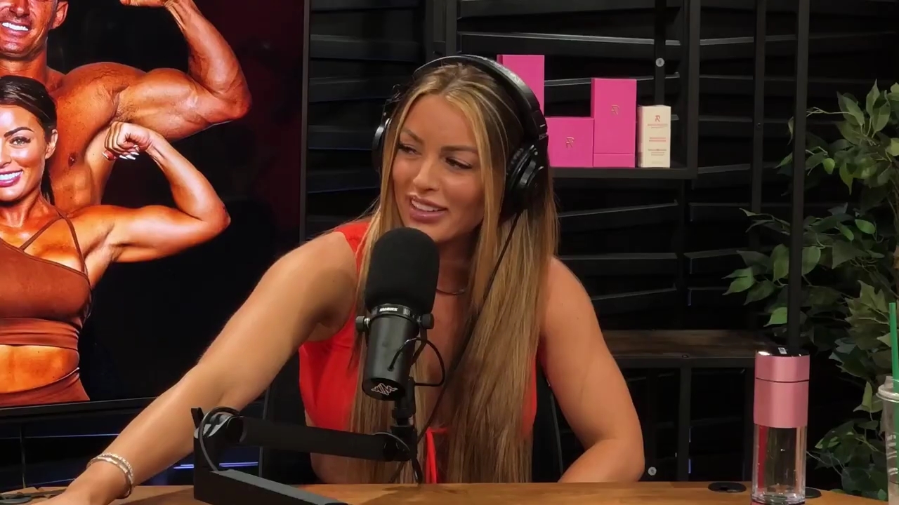 y2mate_is_-_Ep_21_-_Power_Alphas_Podcast__Behind_the_Scenes_of_the_WWE___Mandy_Saccomano___Sabby_Piscitelli-56w6yl4r2MY-720p-1711402344_mp42038.jpg