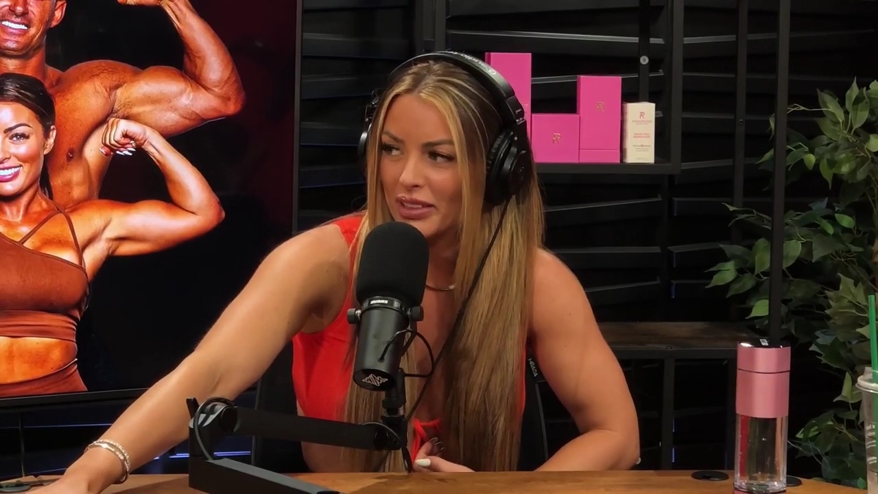 y2mate_is_-_Ep_21_-_Power_Alphas_Podcast__Behind_the_Scenes_of_the_WWE___Mandy_Saccomano___Sabby_Piscitelli-56w6yl4r2MY-720p-1711402344_mp42044.jpg