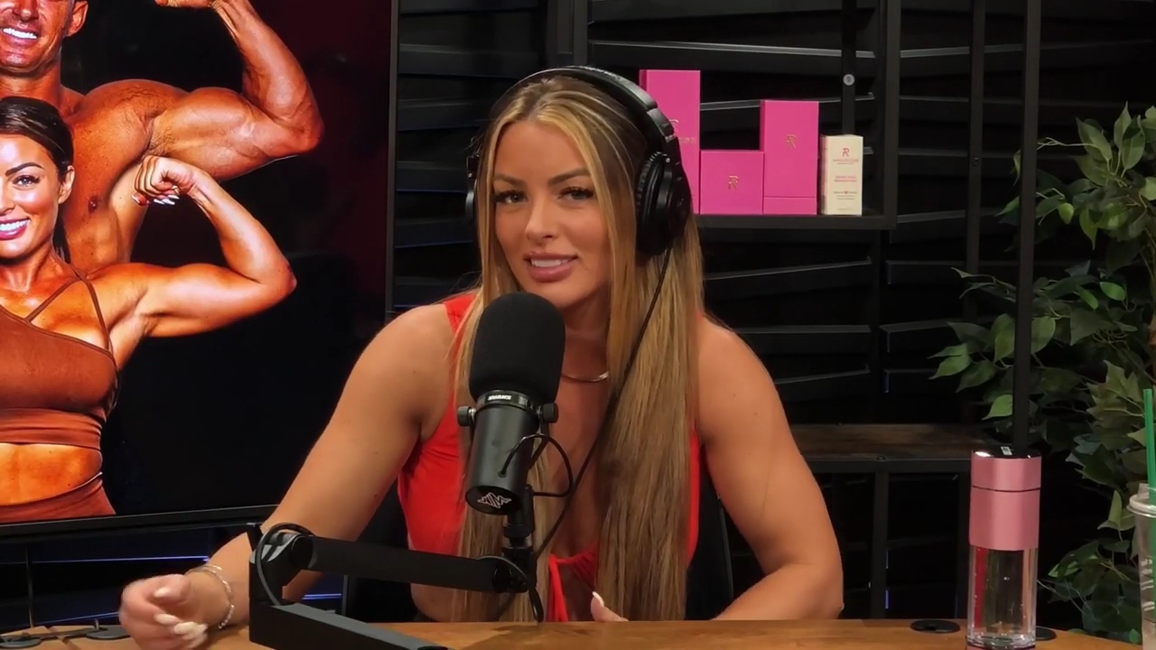 y2mate_is_-_Ep_21_-_Power_Alphas_Podcast__Behind_the_Scenes_of_the_WWE___Mandy_Saccomano___Sabby_Piscitelli-56w6yl4r2MY-720p-1711402344_mp42049.jpg