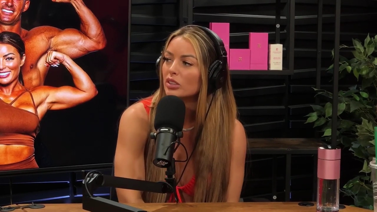 y2mate_is_-_Ep_21_-_Power_Alphas_Podcast__Behind_the_Scenes_of_the_WWE___Mandy_Saccomano___Sabby_Piscitelli-56w6yl4r2MY-720p-1711402344_mp42089.jpg