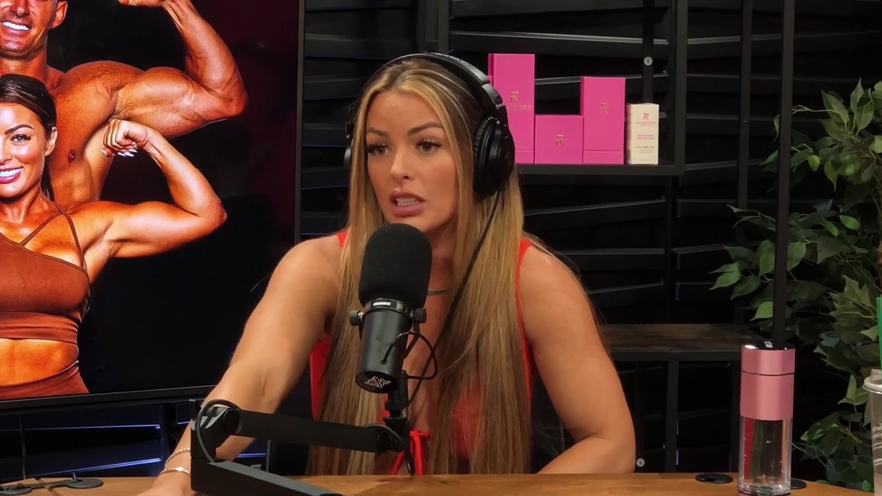 y2mate_is_-_Ep_21_-_Power_Alphas_Podcast__Behind_the_Scenes_of_the_WWE___Mandy_Saccomano___Sabby_Piscitelli-56w6yl4r2MY-720p-1711402344_mp42274.jpg