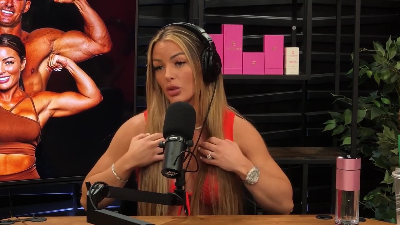 y2mate_is_-_Ep_21_-_Power_Alphas_Podcast__Behind_the_Scenes_of_the_WWE___Mandy_Saccomano___Sabby_Piscitelli-56w6yl4r2MY-720p-1711402344_mp42277.jpg