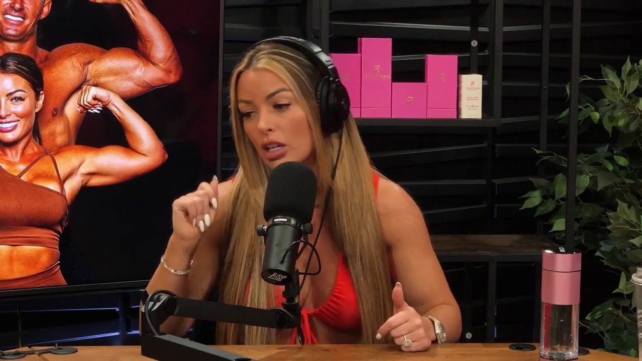 y2mate_is_-_Ep_21_-_Power_Alphas_Podcast__Behind_the_Scenes_of_the_WWE___Mandy_Saccomano___Sabby_Piscitelli-56w6yl4r2MY-720p-1711402344_mp42290.jpg