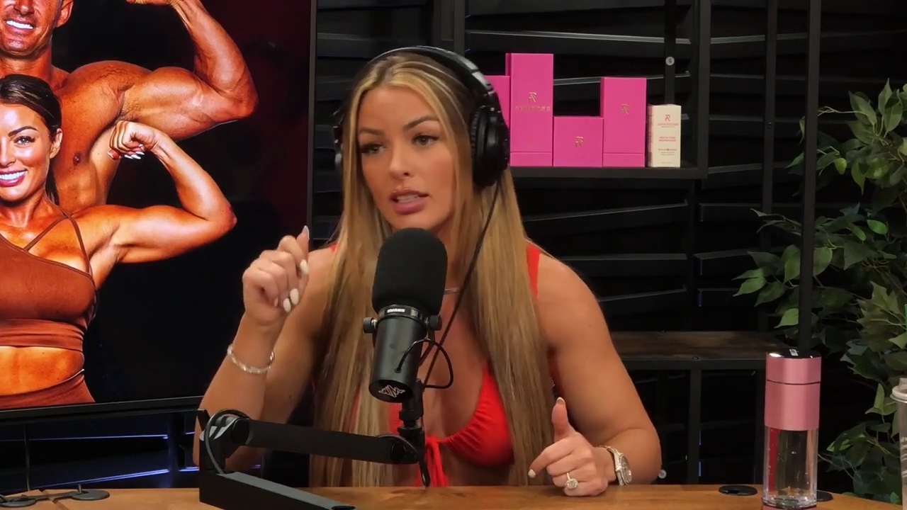 y2mate_is_-_Ep_21_-_Power_Alphas_Podcast__Behind_the_Scenes_of_the_WWE___Mandy_Saccomano___Sabby_Piscitelli-56w6yl4r2MY-720p-1711402344_mp42291.jpg
