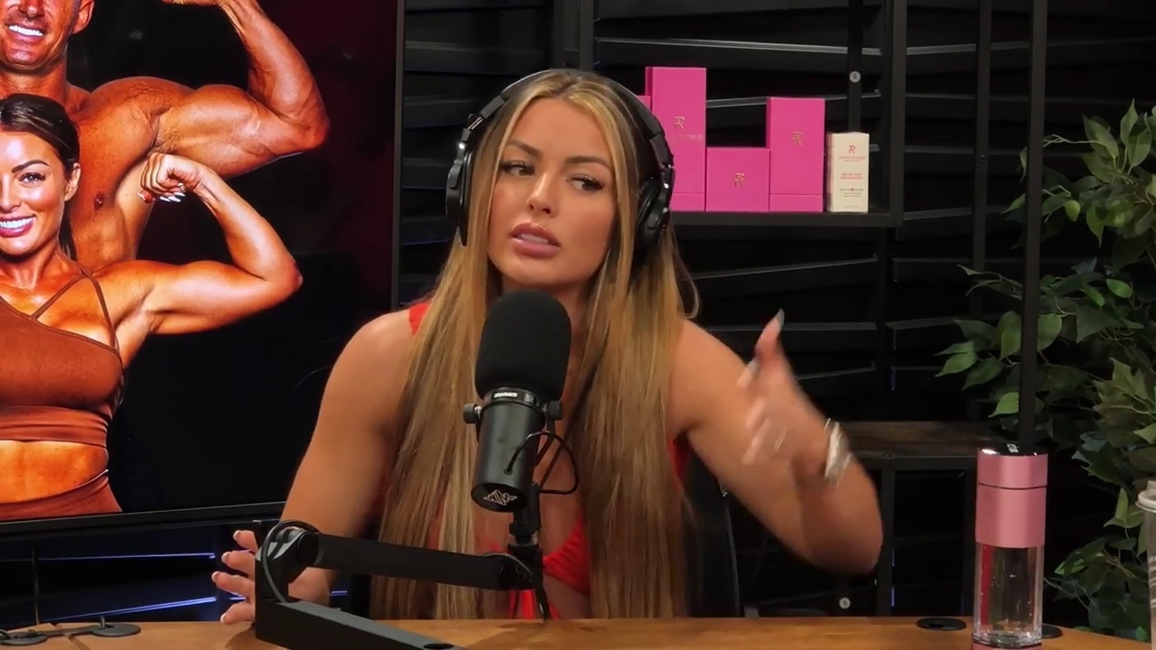 y2mate_is_-_Ep_21_-_Power_Alphas_Podcast__Behind_the_Scenes_of_the_WWE___Mandy_Saccomano___Sabby_Piscitelli-56w6yl4r2MY-720p-1711402344_mp42298.jpg