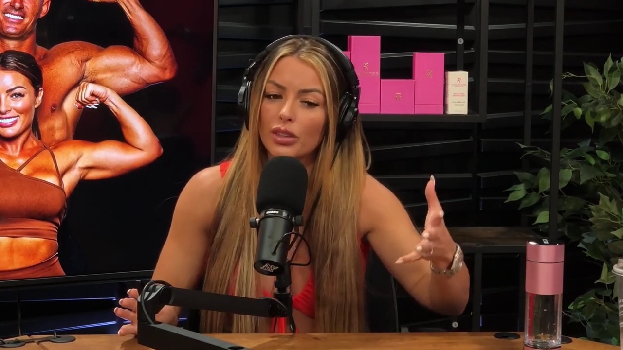 y2mate_is_-_Ep_21_-_Power_Alphas_Podcast__Behind_the_Scenes_of_the_WWE___Mandy_Saccomano___Sabby_Piscitelli-56w6yl4r2MY-720p-1711402344_mp42299.jpg