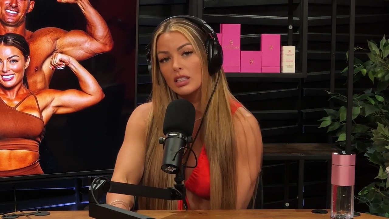 y2mate_is_-_Ep_21_-_Power_Alphas_Podcast__Behind_the_Scenes_of_the_WWE___Mandy_Saccomano___Sabby_Piscitelli-56w6yl4r2MY-720p-1711402344_mp42459.jpg