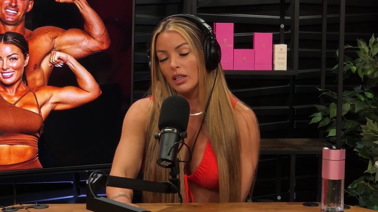 y2mate_is_-_Ep_21_-_Power_Alphas_Podcast__Behind_the_Scenes_of_the_WWE___Mandy_Saccomano___Sabby_Piscitelli-56w6yl4r2MY-720p-1711402344_mp42461.jpg