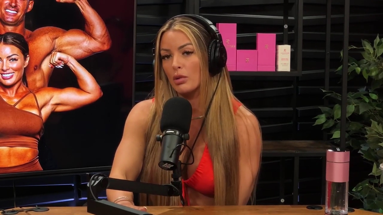 y2mate_is_-_Ep_21_-_Power_Alphas_Podcast__Behind_the_Scenes_of_the_WWE___Mandy_Saccomano___Sabby_Piscitelli-56w6yl4r2MY-720p-1711402344_mp42463.jpg