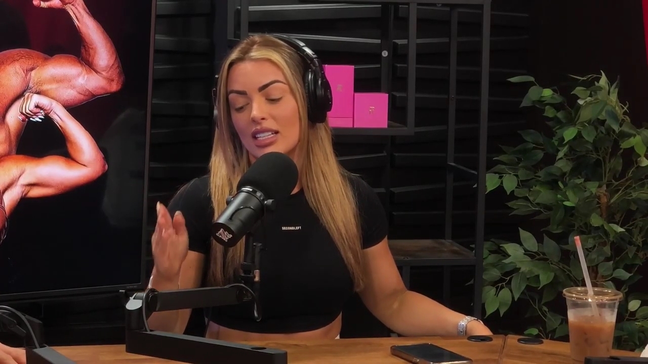y2mate_is_-_Power_Alphas_Episode_25__WWE_Twitter_Beef___25th_Episode_Giveaway__Mandy_Sacs_and_Sabby_Piscitelli-_RBMZWVjmI4-720p-1714966429_mp40040.jpg