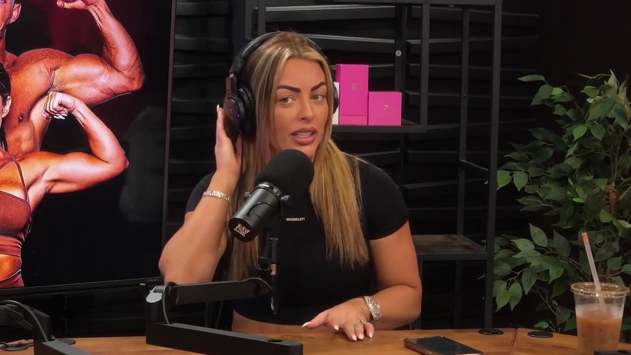 y2mate_is_-_Power_Alphas_Episode_25__WWE_Twitter_Beef___25th_Episode_Giveaway__Mandy_Sacs_and_Sabby_Piscitelli-_RBMZWVjmI4-720p-1714966429_mp40130.jpg