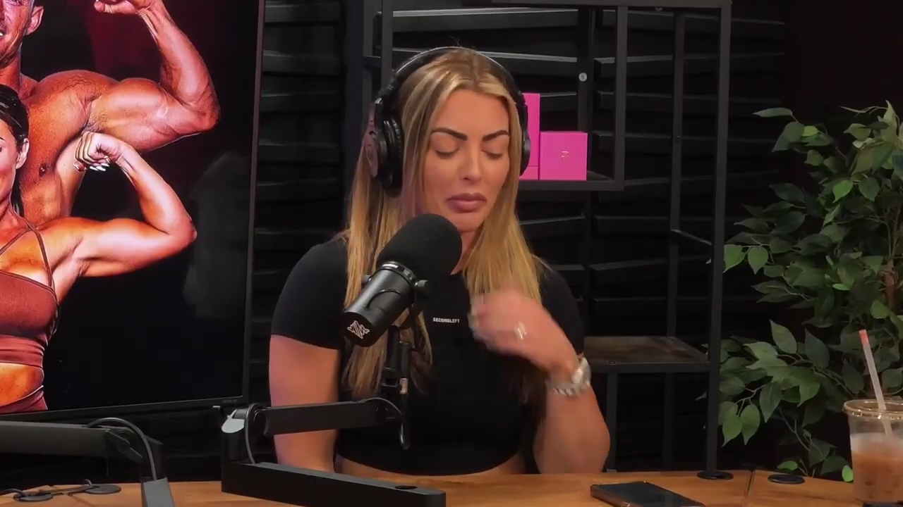 y2mate_is_-_Power_Alphas_Episode_25__WWE_Twitter_Beef___25th_Episode_Giveaway__Mandy_Sacs_and_Sabby_Piscitelli-_RBMZWVjmI4-720p-1714966429_mp40381.jpg