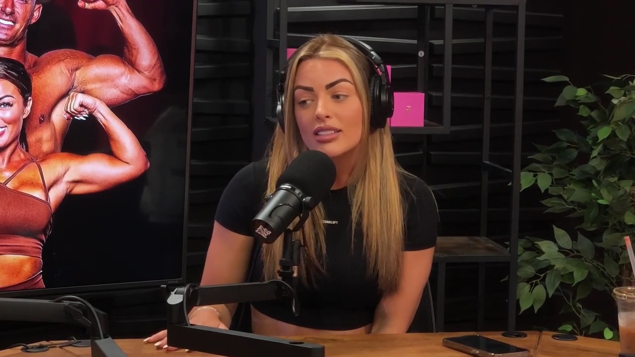 y2mate_is_-_Power_Alphas_Episode_25__WWE_Twitter_Beef___25th_Episode_Giveaway__Mandy_Sacs_and_Sabby_Piscitelli-_RBMZWVjmI4-720p-1714966429_mp40629.jpg