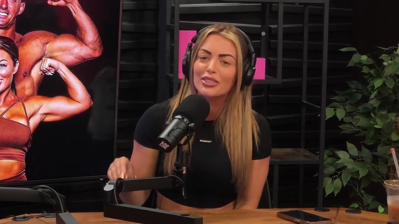 y2mate_is_-_Power_Alphas_Episode_25__WWE_Twitter_Beef___25th_Episode_Giveaway__Mandy_Sacs_and_Sabby_Piscitelli-_RBMZWVjmI4-720p-1714966429_mp40646.jpg
