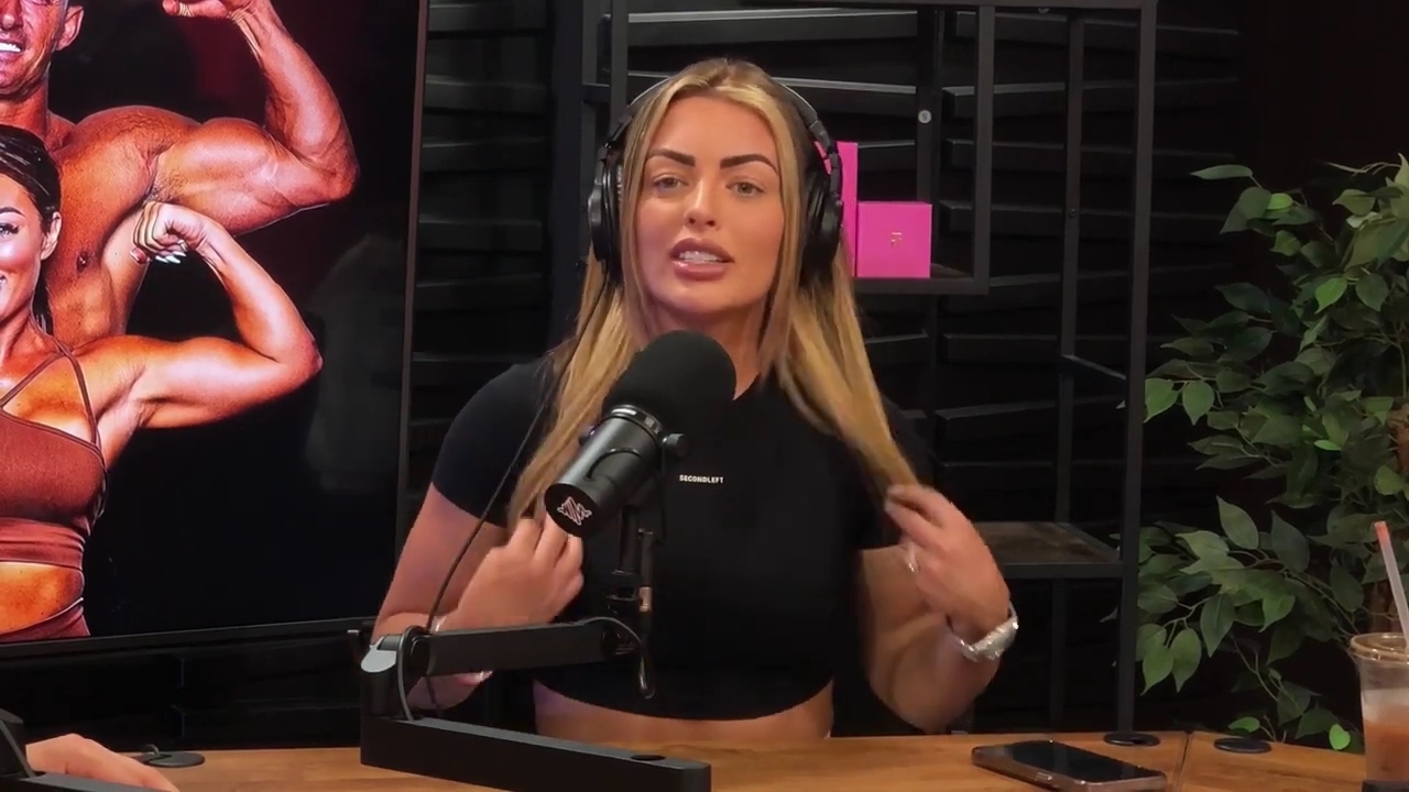 y2mate_is_-_Power_Alphas_Episode_25__WWE_Twitter_Beef___25th_Episode_Giveaway__Mandy_Sacs_and_Sabby_Piscitelli-_RBMZWVjmI4-720p-1714966429_mp40689.jpg