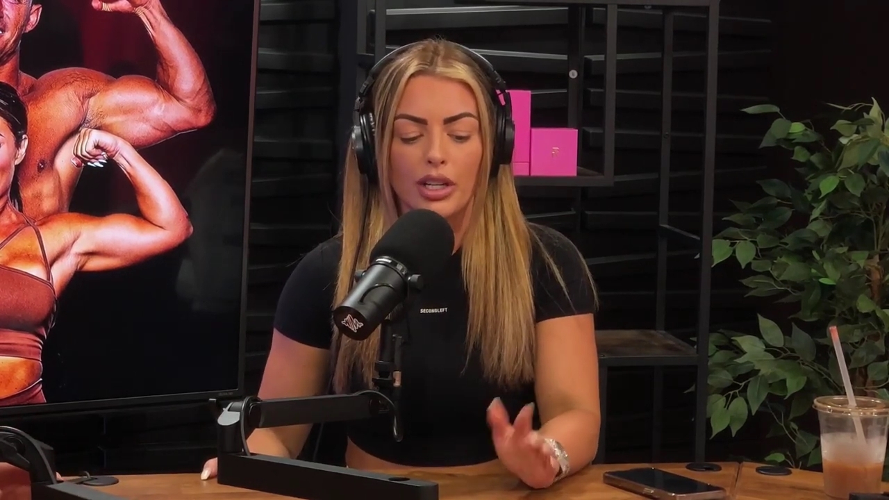 y2mate_is_-_Power_Alphas_Episode_25__WWE_Twitter_Beef___25th_Episode_Giveaway__Mandy_Sacs_and_Sabby_Piscitelli-_RBMZWVjmI4-720p-1714966429_mp41092.jpg