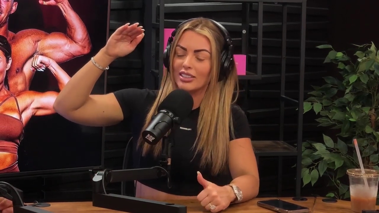 y2mate_is_-_Power_Alphas_Episode_25__WWE_Twitter_Beef___25th_Episode_Giveaway__Mandy_Sacs_and_Sabby_Piscitelli-_RBMZWVjmI4-720p-1714966429_mp41104.jpg
