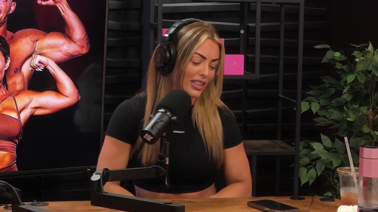y2mate_is_-_Power_Alphas_Episode_25__WWE_Twitter_Beef___25th_Episode_Giveaway__Mandy_Sacs_and_Sabby_Piscitelli-_RBMZWVjmI4-720p-1714966429_mp41292.jpg