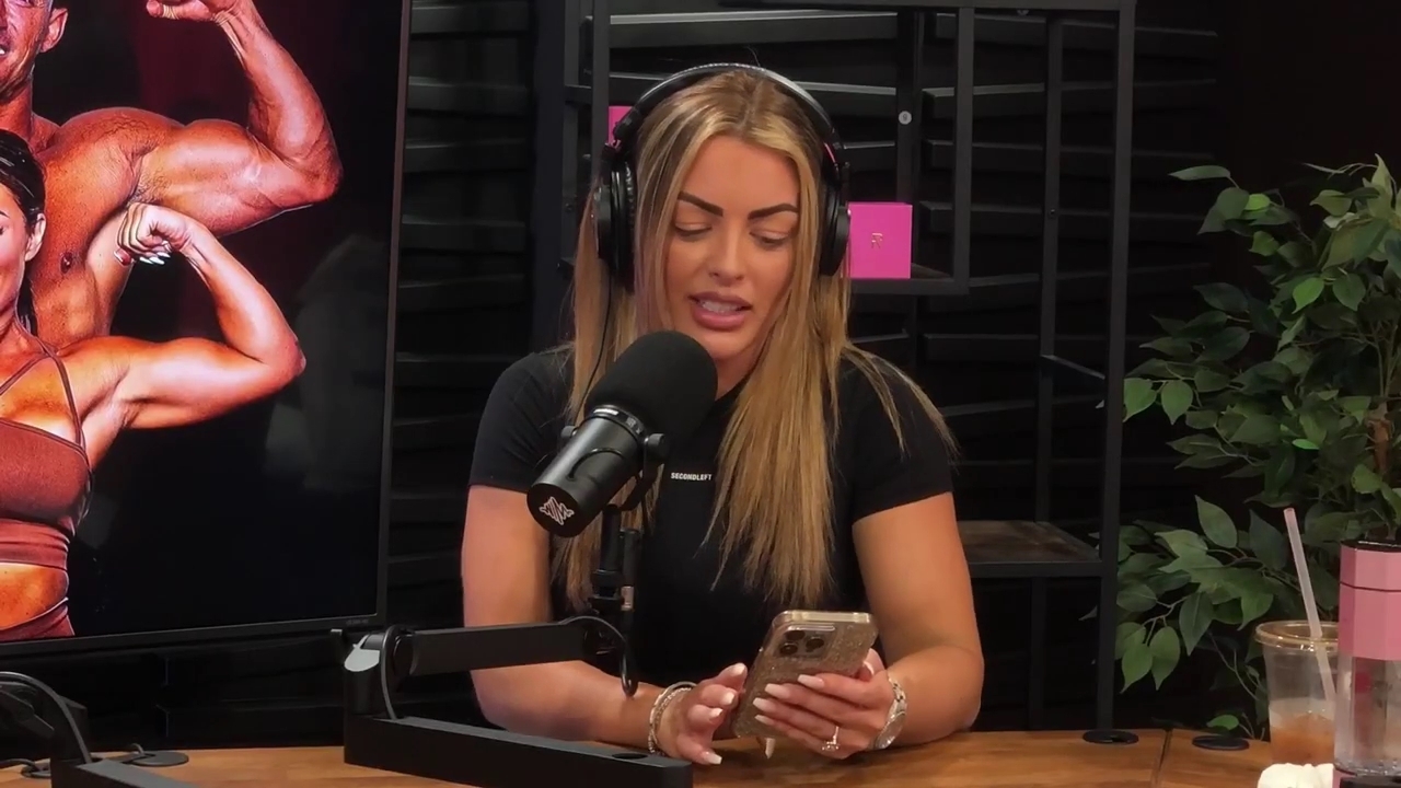 y2mate_is_-_Power_Alphas_Episode_25__WWE_Twitter_Beef___25th_Episode_Giveaway__Mandy_Sacs_and_Sabby_Piscitelli-_RBMZWVjmI4-720p-1714966429_mp41328.jpg