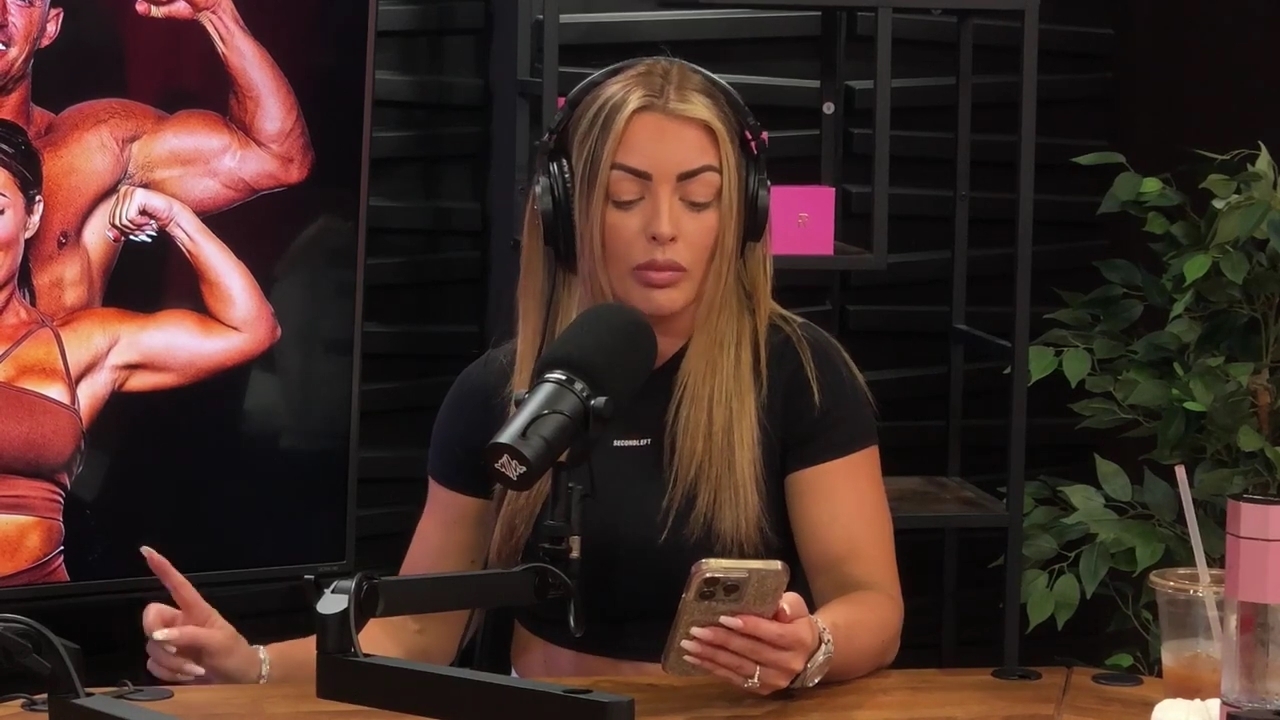 y2mate_is_-_Power_Alphas_Episode_25__WWE_Twitter_Beef___25th_Episode_Giveaway__Mandy_Sacs_and_Sabby_Piscitelli-_RBMZWVjmI4-720p-1714966429_mp41340.jpg