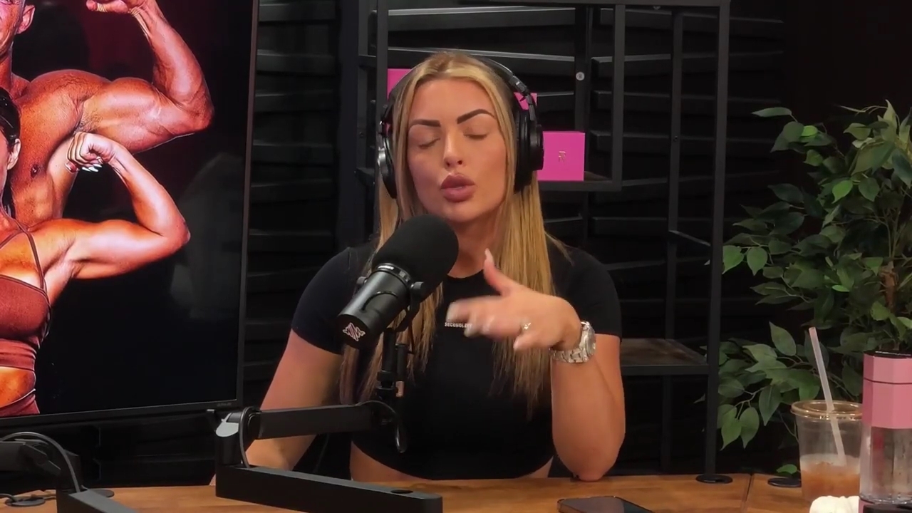y2mate_is_-_Power_Alphas_Episode_25__WWE_Twitter_Beef___25th_Episode_Giveaway__Mandy_Sacs_and_Sabby_Piscitelli-_RBMZWVjmI4-720p-1714966429_mp41472.jpg