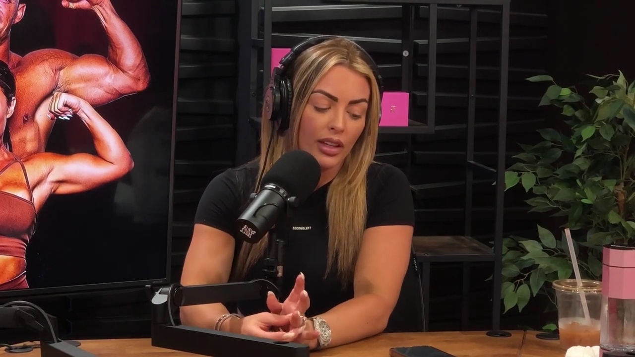 y2mate_is_-_Power_Alphas_Episode_25__WWE_Twitter_Beef___25th_Episode_Giveaway__Mandy_Sacs_and_Sabby_Piscitelli-_RBMZWVjmI4-720p-1714966429_mp41546.jpg