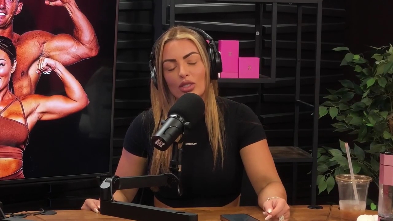 y2mate_is_-_Power_Alphas_Episode_25__WWE_Twitter_Beef___25th_Episode_Giveaway__Mandy_Sacs_and_Sabby_Piscitelli-_RBMZWVjmI4-720p-1714966429_mp41868.jpg
