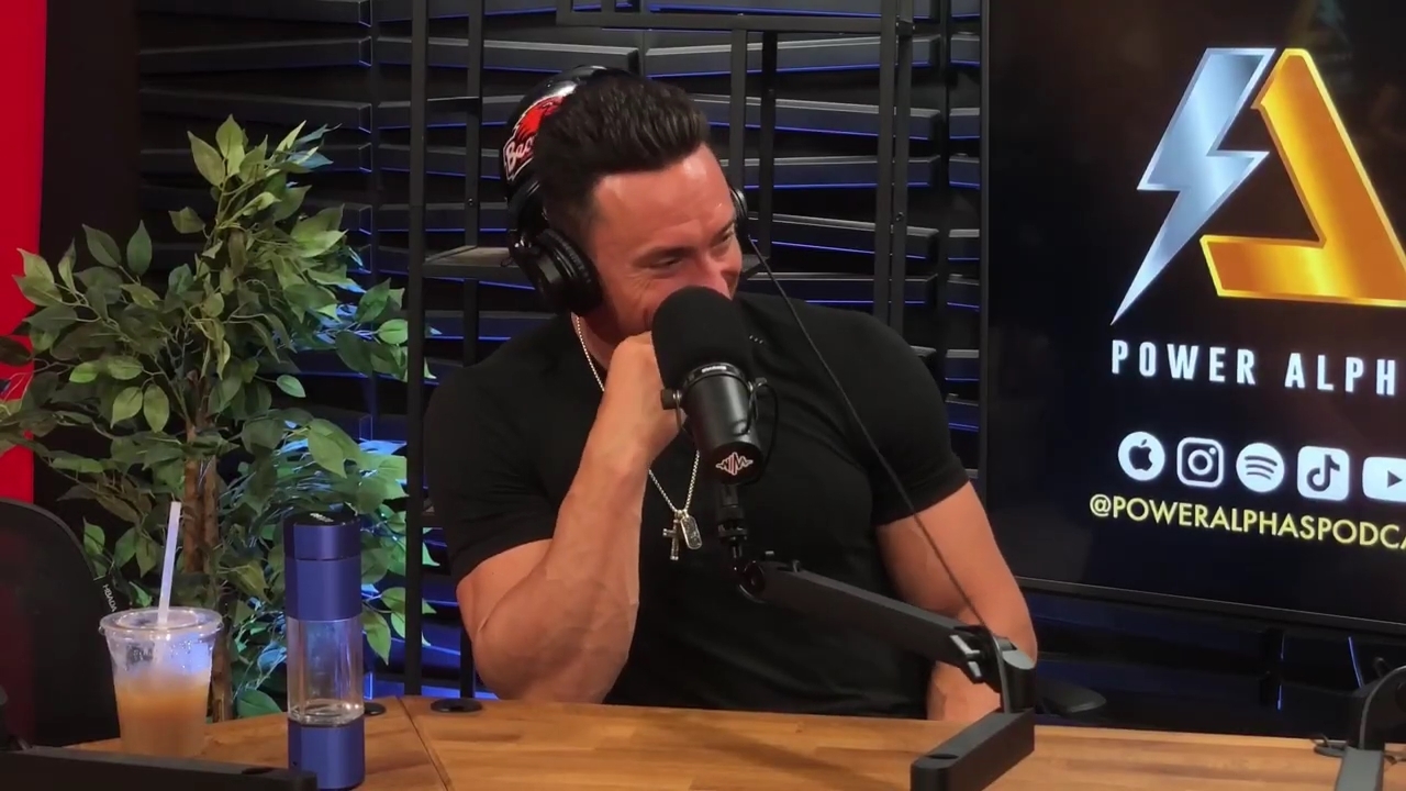 y2mate_is_-_Power_Alphas_Episode_25__WWE_Twitter_Beef___25th_Episode_Giveaway__Mandy_Sacs_and_Sabby_Piscitelli-_RBMZWVjmI4-720p-1714966429_mp41919.jpg