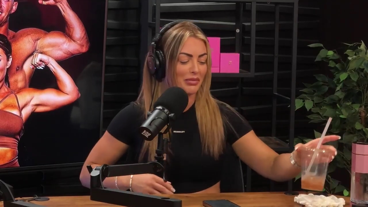 y2mate_is_-_Power_Alphas_Episode_25__WWE_Twitter_Beef___25th_Episode_Giveaway__Mandy_Sacs_and_Sabby_Piscitelli-_RBMZWVjmI4-720p-1714966429_mp41961.jpg